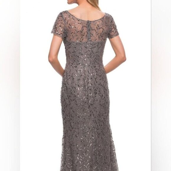 La Femme Silver Sequin Short Sleeve Beaded Sequin Sheath Gown - Picture 5 of 5